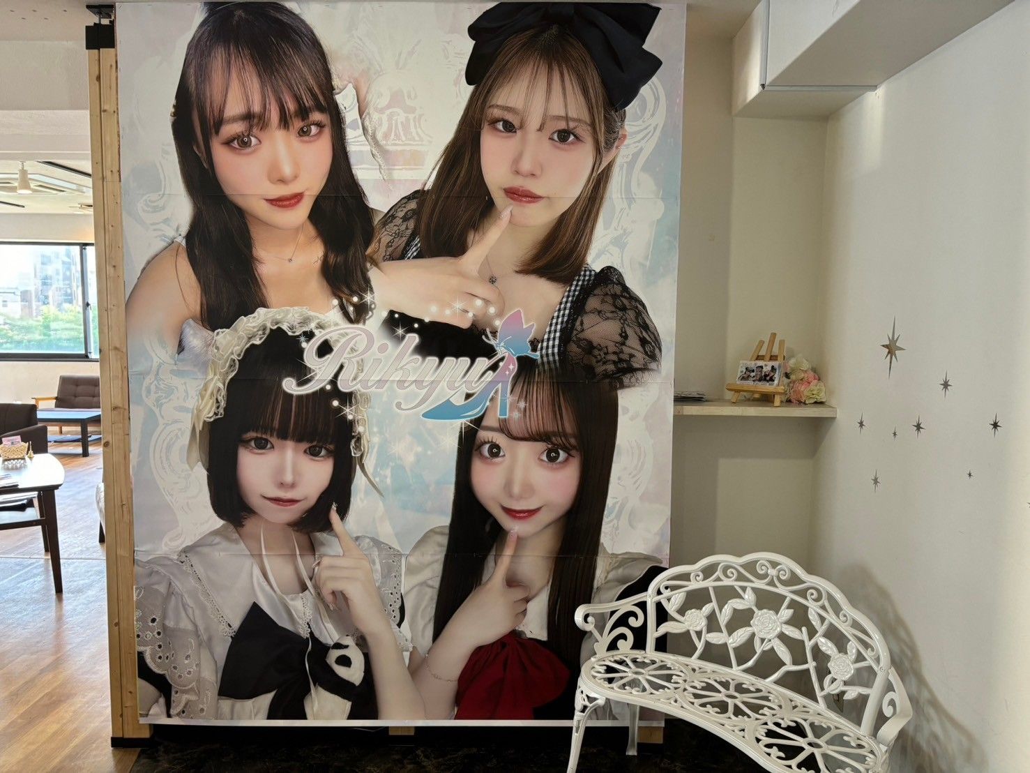 運営が女性で安心💞王道メイドで可愛く推しごと✨時給1300円＋高額バック😻