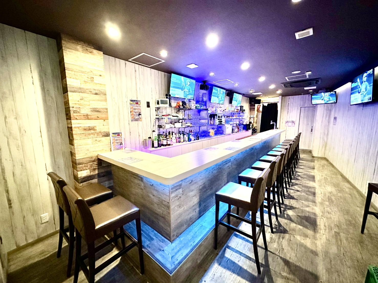 南国風リゾートコンカフェ🌺時給4,800円～😻春から大学生の選考採用開始🐣全額日払いOK💖