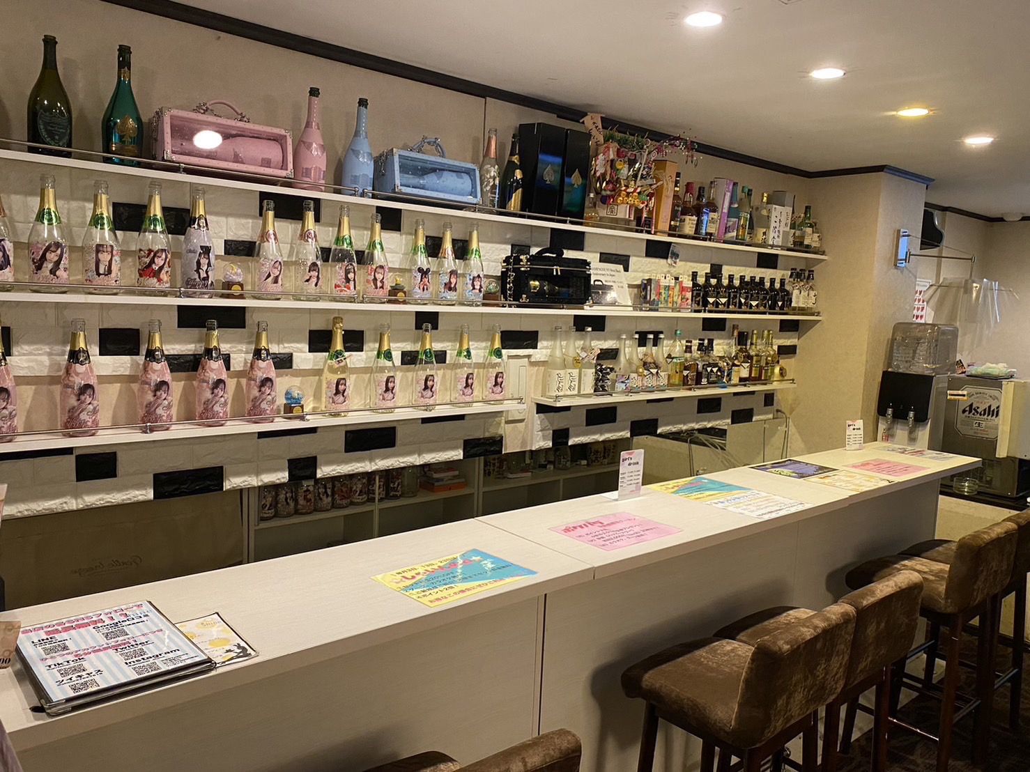 昼12時～営業🍎面接で最大アマギフ2,000円プレゼント🐰10種類以上から選べる可愛い衣装✨