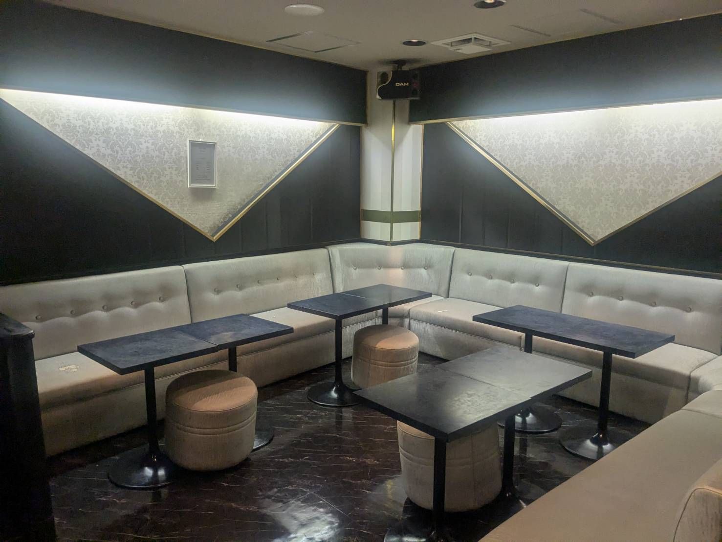 【30代・40代活躍中】落ち着いた雰囲気でゆったり働ける😘初心者に優しいお店🔰