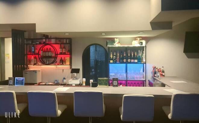 【橋本で人気のガルバ】✨全額日払いOK ✨送り無料 ✨入店祝い金3万円 ✨外立ちなし