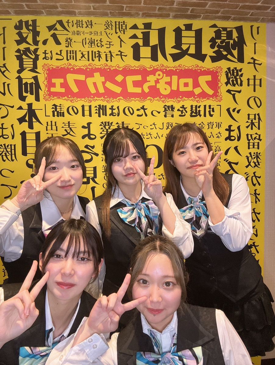 パチンコ店員風の露出が少ない衣装だから未経験でも働きやすい♪パチンコの知識がなくても大歓迎！