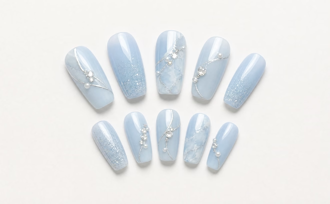 【🐣未経験OK・スクール完備🐣】ネイリスト募集💅中目黒駅から徒歩1分で💖シフト制で働きやすい✨
